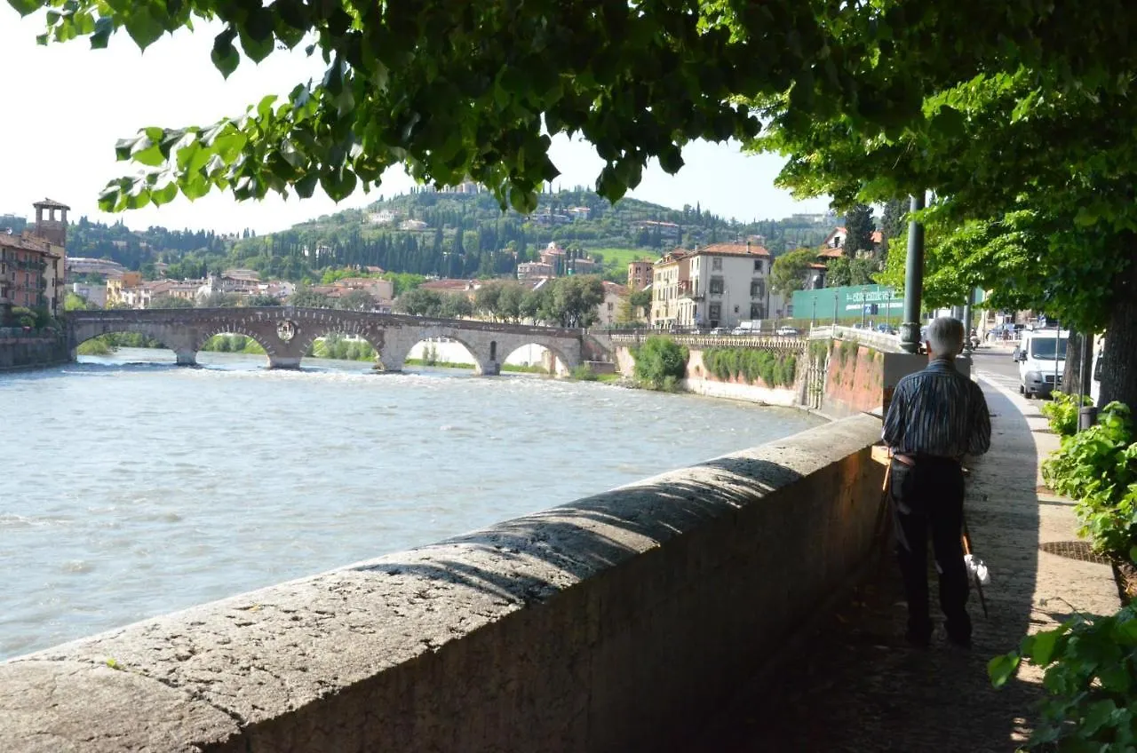 Le Flaneur - Vintage Suite Verona Bed & Breakfast