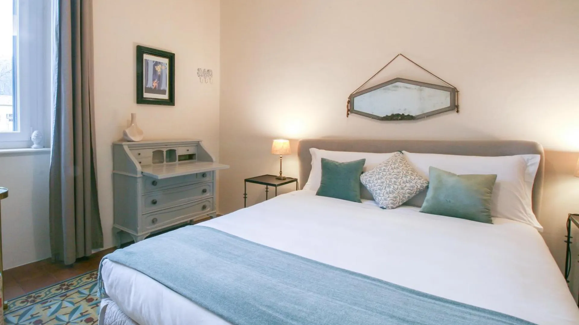 Le Flaneur - Vintage Suite Verona 3*,  Italy