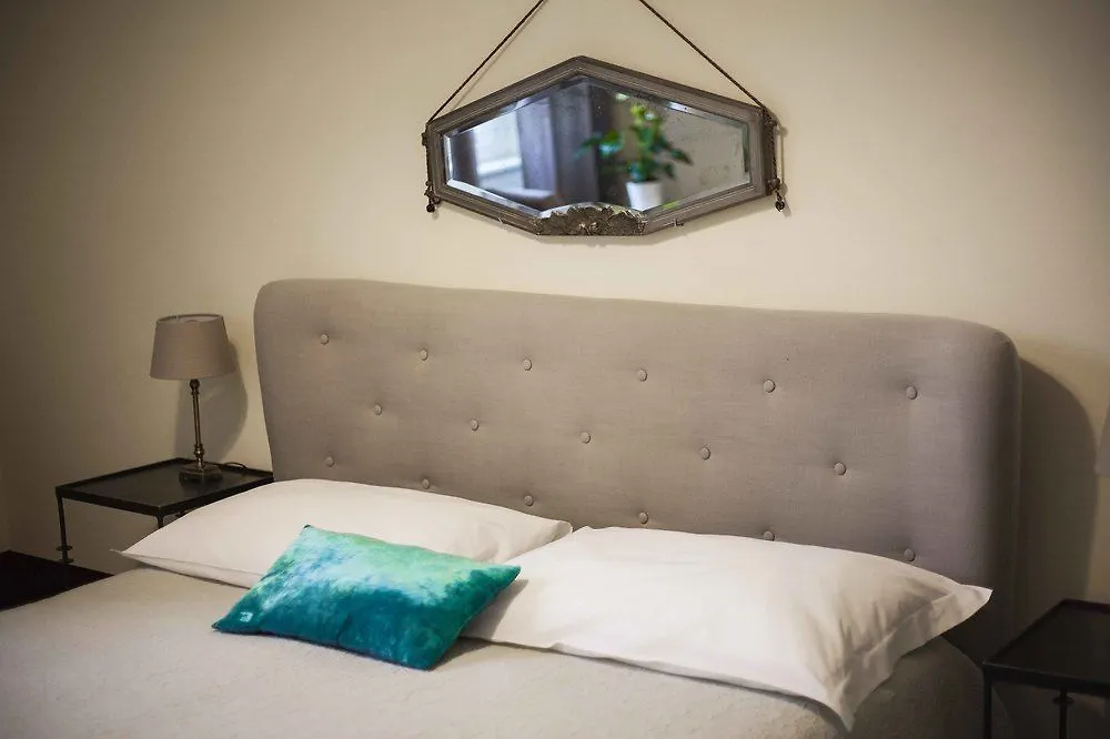 Le Flaneur - Vintage Suite Verona Bed & Breakfast