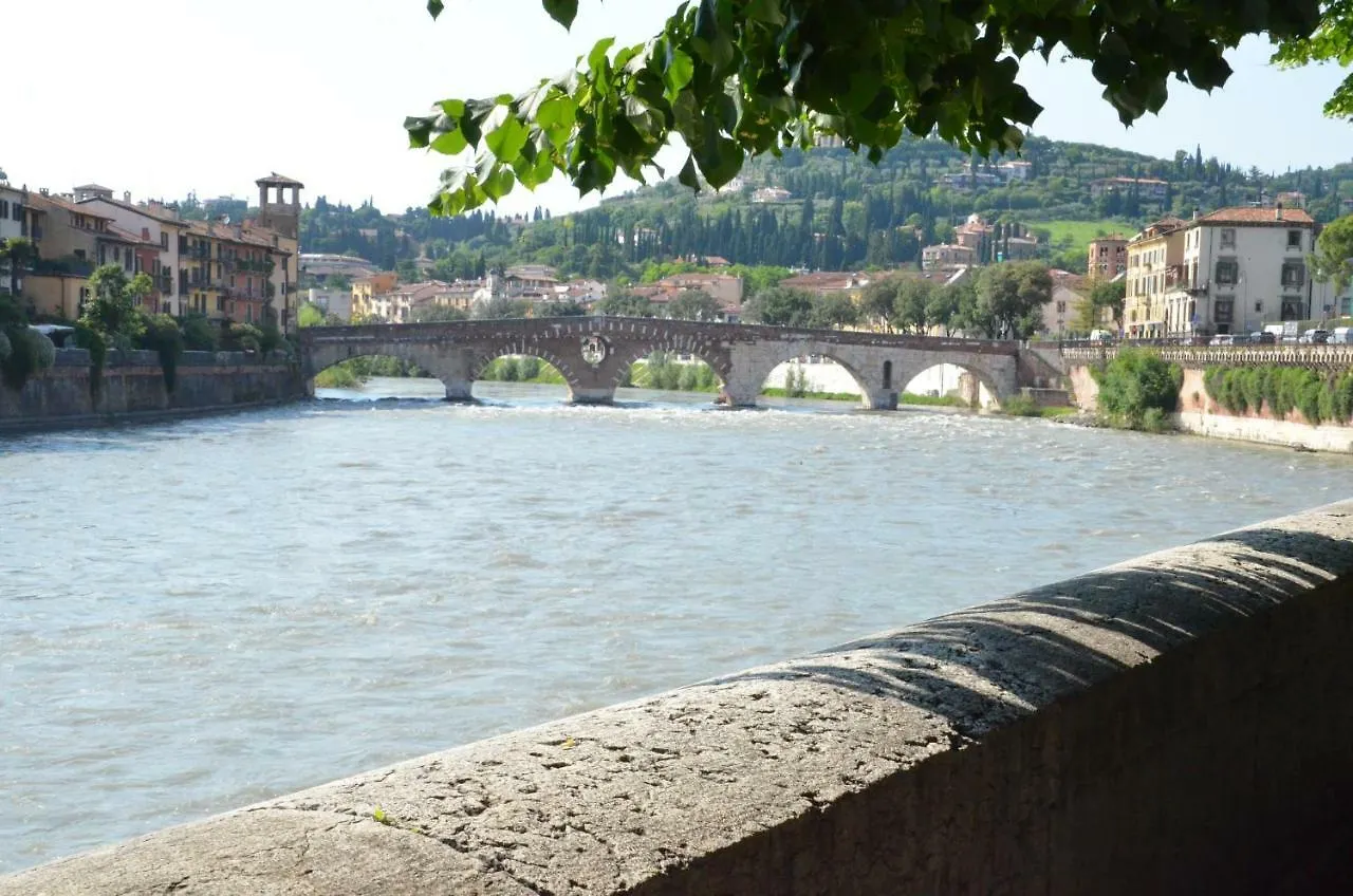 Bed & Breakfast Le Flaneur - Vintage Suite Verona